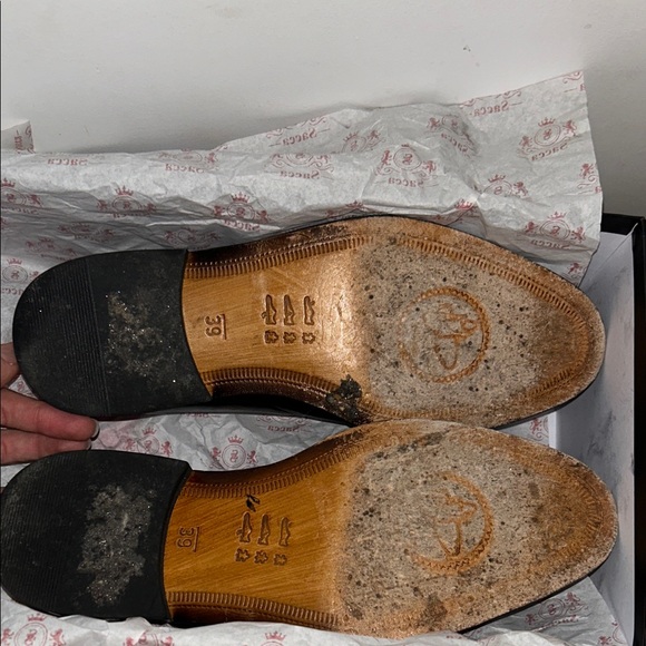 Elegant Black Leather Derby Shoes - Picture 5 of 8